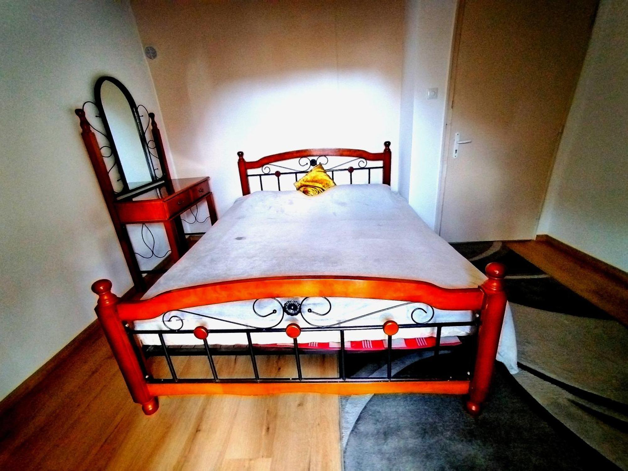 Appartement In The Heart Of Varna Extérieur photo
